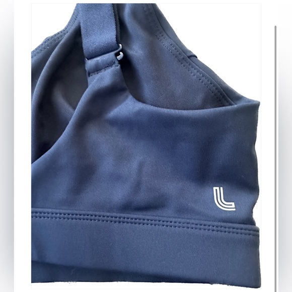 2 Lole Sports Bras size Medium - Picture 8 of 9